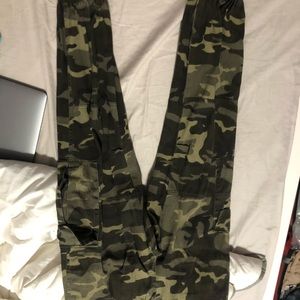 camo joggers